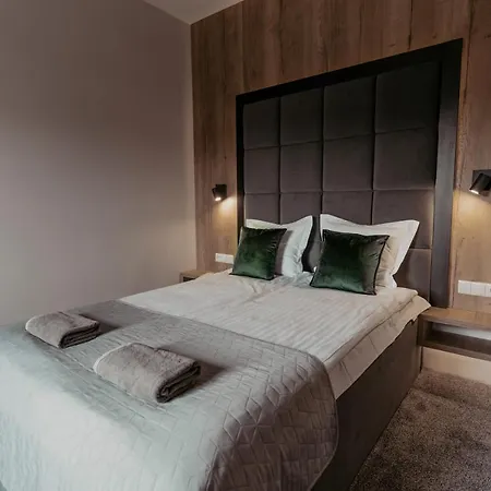 Nova Apartamenty&pokoje Bed & Breakfast *