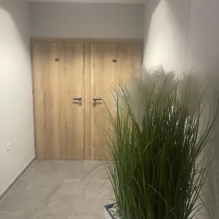 Nova Apartamenty&pokoje Отель типа 