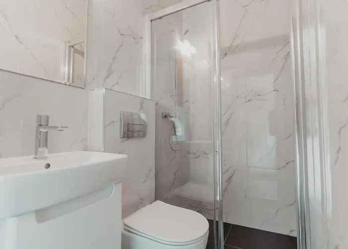 Nova Apartamenty&pokoje Отель типа 