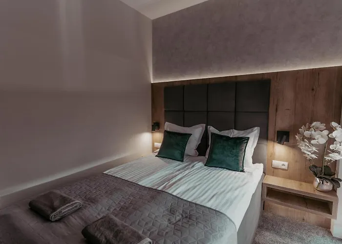 Nova Apartamenty&pokoje Отель типа 