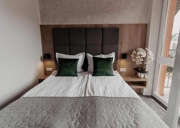 Nova Apartamenty&pokoje Отель типа 